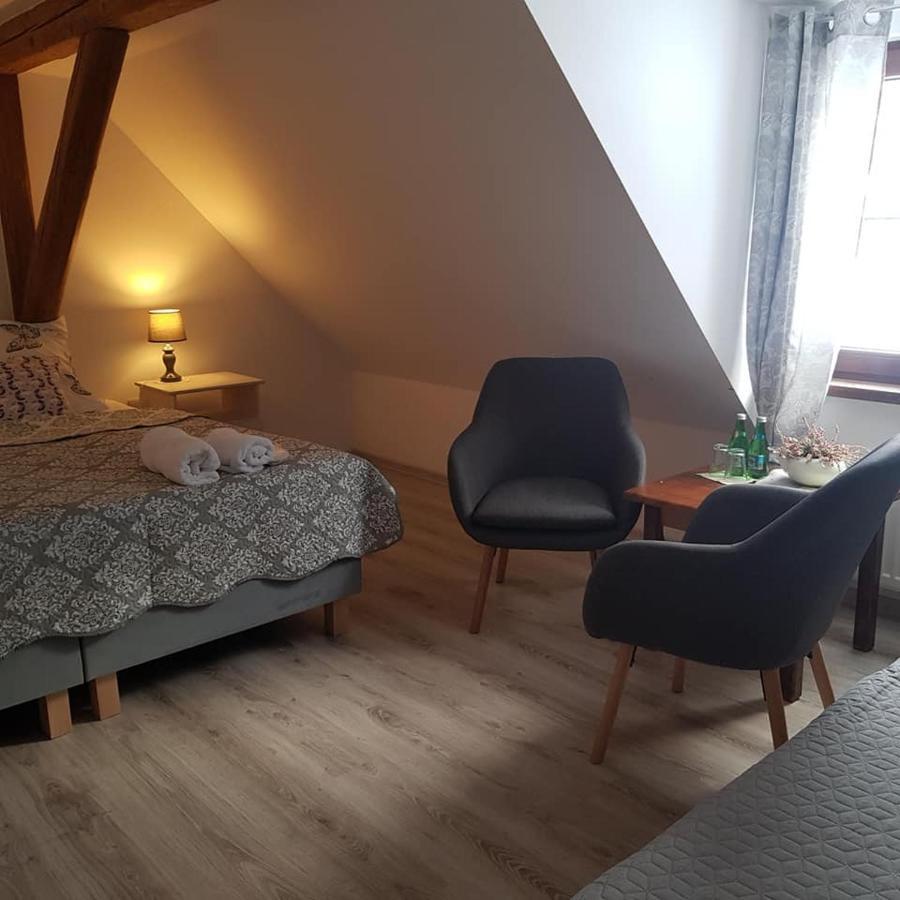 Pokoje Goscinne Art- Dworek Kudowa-Zdrój Exterior foto